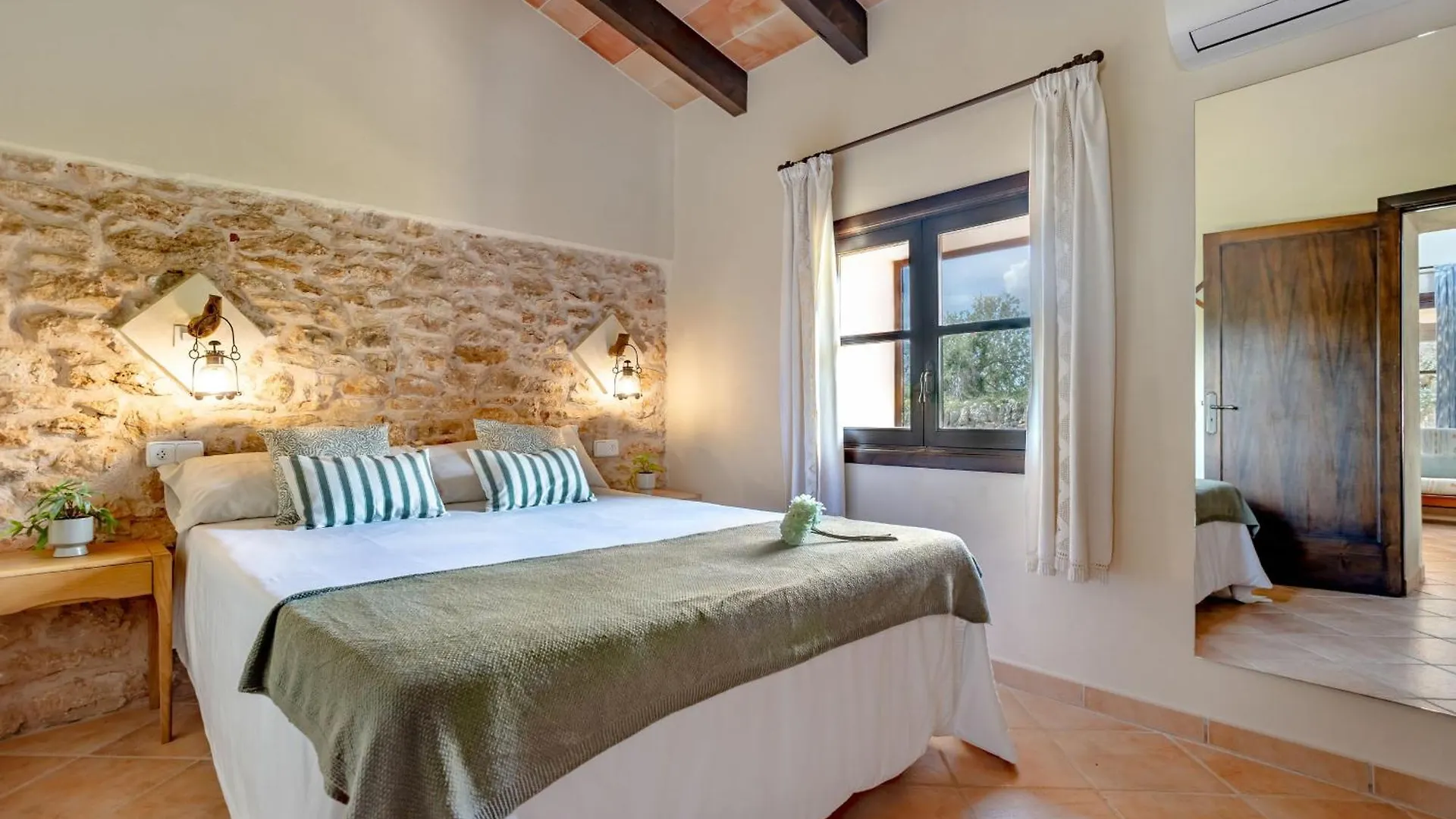 Sa Bassa Llova By Dracmallorca Santanyi Country house