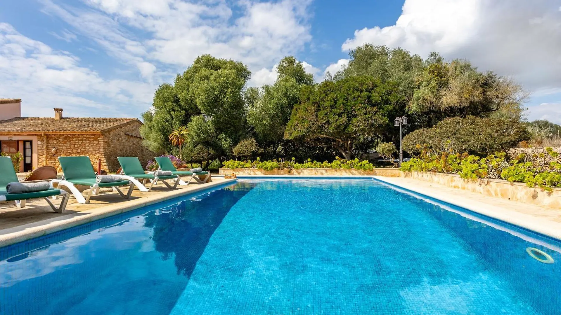 Gasthaus Sa Bassa Llova mit Pool und Wifi Santanyí